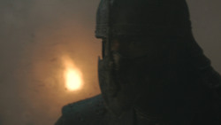 extant_GameOfThrones_8x03-TheLongNight_2642