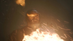 extant_GameOfThrones_8x03-TheLongNight_2695