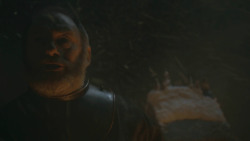 extant_GameOfThrones_8x03-TheLongNight_2697
