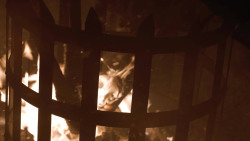 extant_GameOfThrones_8x03-TheLongNight_2739