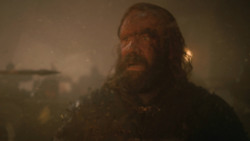 extant_GameOfThrones_8x03-TheLongNight_2956