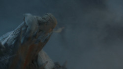 extant_GameOfThrones_8x03-TheLongNight_2969