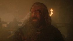extant_GameOfThrones_8x03-TheLongNight_3028