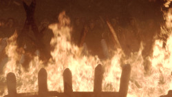 extant_GameOfThrones_8x03-TheLongNight_3031