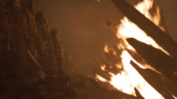 extant_GameOfThrones_8x03-TheLongNight_3557