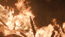 extant_GameOfThrones_8x03-TheLongNight_3607