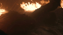 extant_GameOfThrones_8x03-TheLongNight_3650