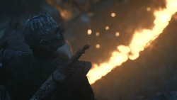 extant_GameOfThrones_8x03-TheLongNight_3740