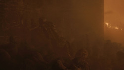extant_GameOfThrones_8x03-TheLongNight_3833