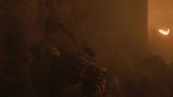 extant_GameOfThrones_8x03-TheLongNight_3835