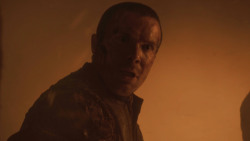 extant_GameOfThrones_8x03-TheLongNight_3889