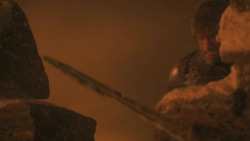 extant_GameOfThrones_8x03-TheLongNight_3899