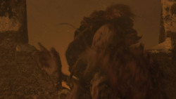 extant_GameOfThrones_8x03-TheLongNight_3927