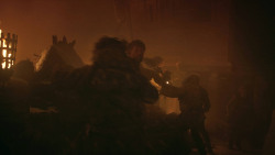extant_GameOfThrones_8x03-TheLongNight_3953