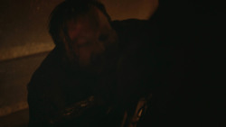 extant_GameOfThrones_8x03-TheLongNight_4040