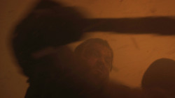extant_GameOfThrones_8x03-TheLongNight_4046