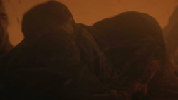 extant_GameOfThrones_8x03-TheLongNight_4053