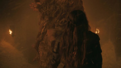 extant_GameOfThrones_8x03-TheLongNight_4275