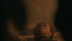 extant_GameOfThrones_8x03-TheLongNight_4305