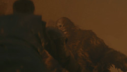 extant_GameOfThrones_8x03-TheLongNight_4330