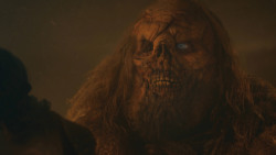 extant_GameOfThrones_8x03-TheLongNight_4433