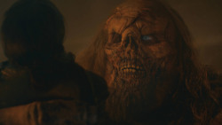 extant_GameOfThrones_8x03-TheLongNight_4435