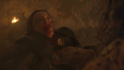 extant_GameOfThrones_8x03-TheLongNight_4447