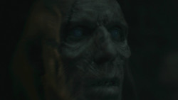 extant_GameOfThrones_8x03-TheLongNight_4976