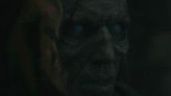 extant_GameOfThrones_8x03-TheLongNight_4977