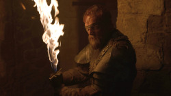 extant_GameOfThrones_8x03-TheLongNight_5321