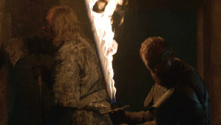 extant_GameOfThrones_8x03-TheLongNight_5348