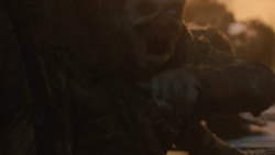 extant_GameOfThrones_8x03-TheLongNight_5405