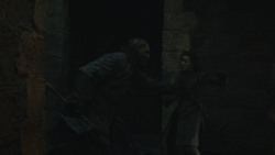 extant_GameOfThrones_8x03-TheLongNight_5424