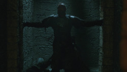 extant_GameOfThrones_8x03-TheLongNight_5495