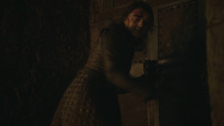 extant_GameOfThrones_8x03-TheLongNight_5541
