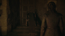 extant_GameOfThrones_8x03-TheLongNight_5713
