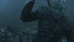 extant_GameOfThrones_8x03-TheLongNight_5931
