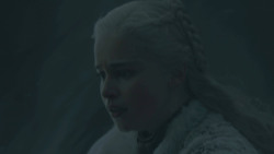 extant_GameOfThrones_8x03-TheLongNight_6060