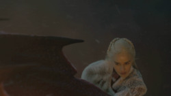 extant_GameOfThrones_8x03-TheLongNight_6107