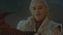 extant_GameOfThrones_8x03-TheLongNight_6196