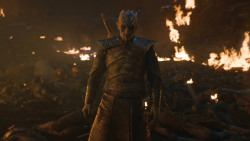 extant_GameOfThrones_8x03-TheLongNight_6303