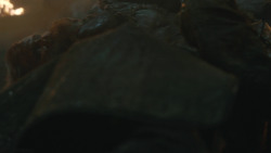 extant_GameOfThrones_8x03-TheLongNight_6346
