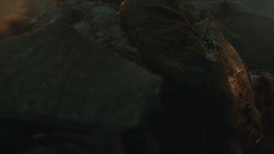extant_GameOfThrones_8x03-TheLongNight_6347