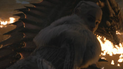 extant_GameOfThrones_8x03-TheLongNight_6748