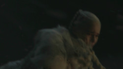 extant_GameOfThrones_8x03-TheLongNight_6790