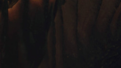 extant_GameOfThrones_8x03-TheLongNight_6810