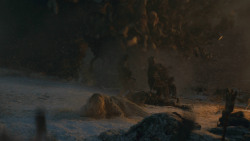 extant_GameOfThrones_8x03-TheLongNight_6813