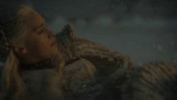extant_GameOfThrones_8x03-TheLongNight_6815