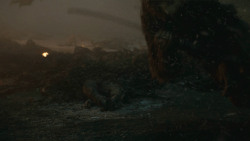 extant_GameOfThrones_8x03-TheLongNight_6852