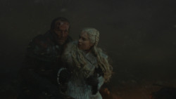 extant_GameOfThrones_8x03-TheLongNight_6875